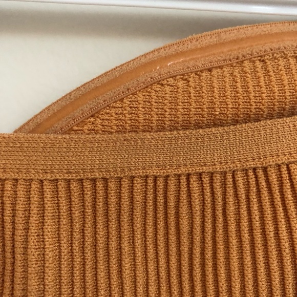 Aritzia Sculpt Knit Sweetheart Tube Top - Picture 4 of 5